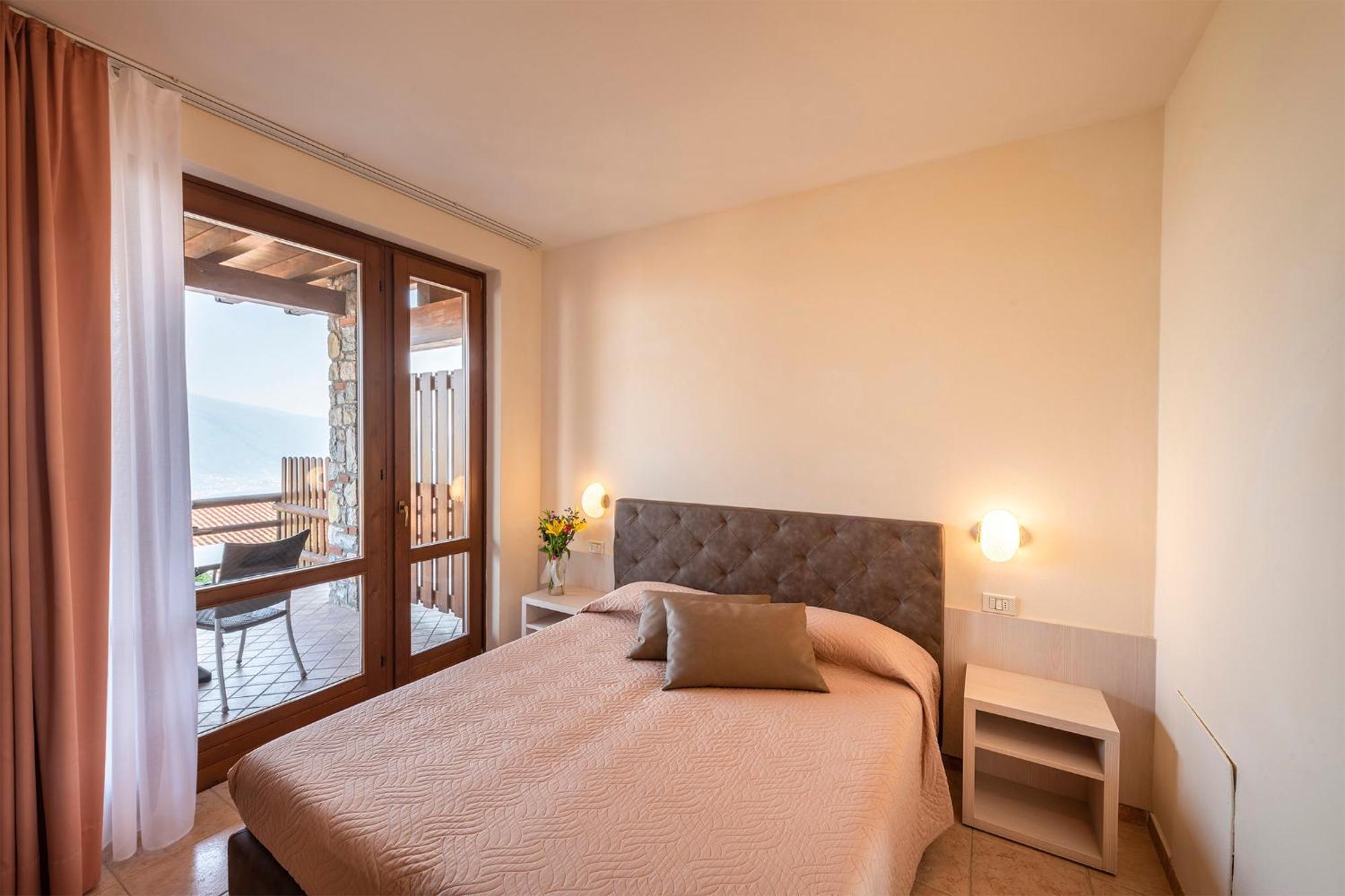 Hotel Pineta Campi Tremosine Exterior photo